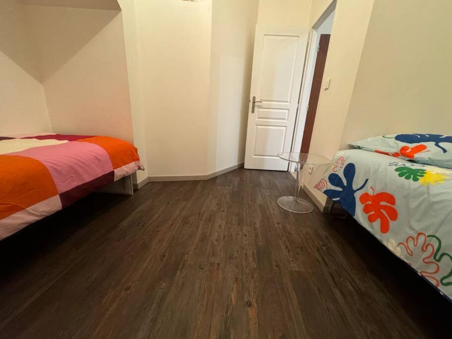 Christelle Apartment โรมิญี-ซูร์-เซน ภายนอก รูปภาพ