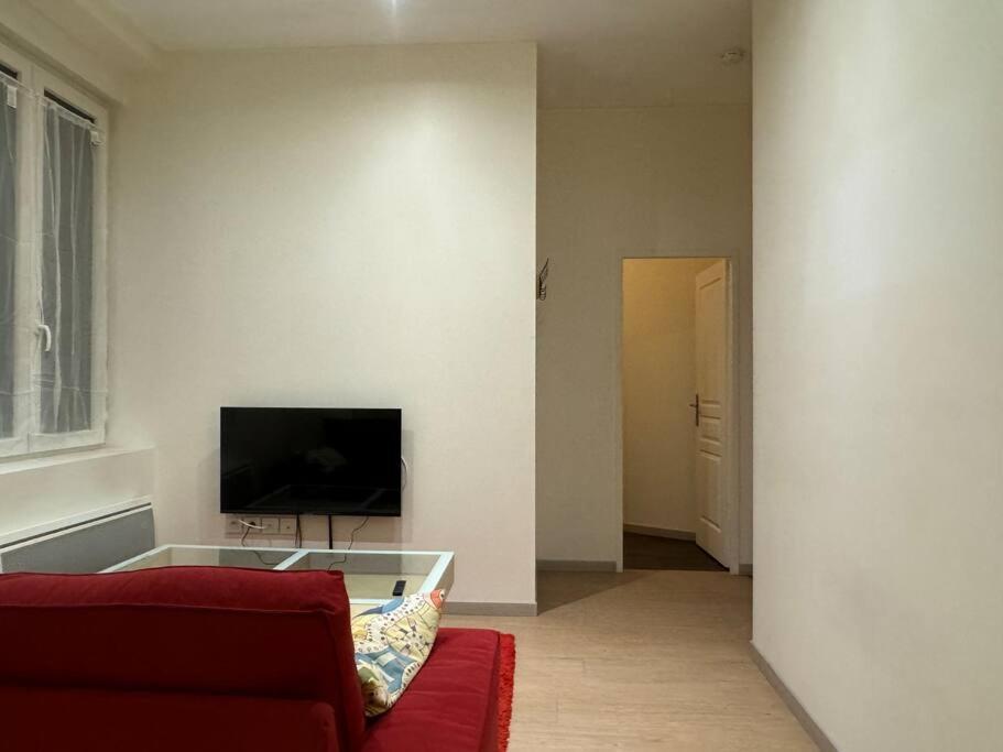 Christelle Apartment โรมิญี-ซูร์-เซน ภายนอก รูปภาพ