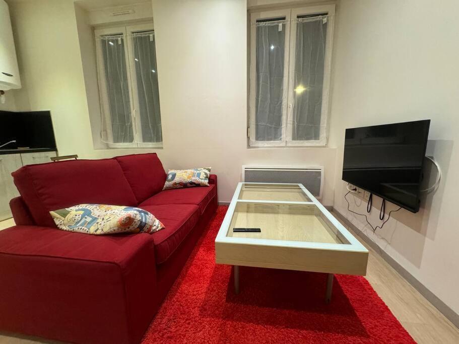 Christelle Apartment โรมิญี-ซูร์-เซน ภายนอก รูปภาพ