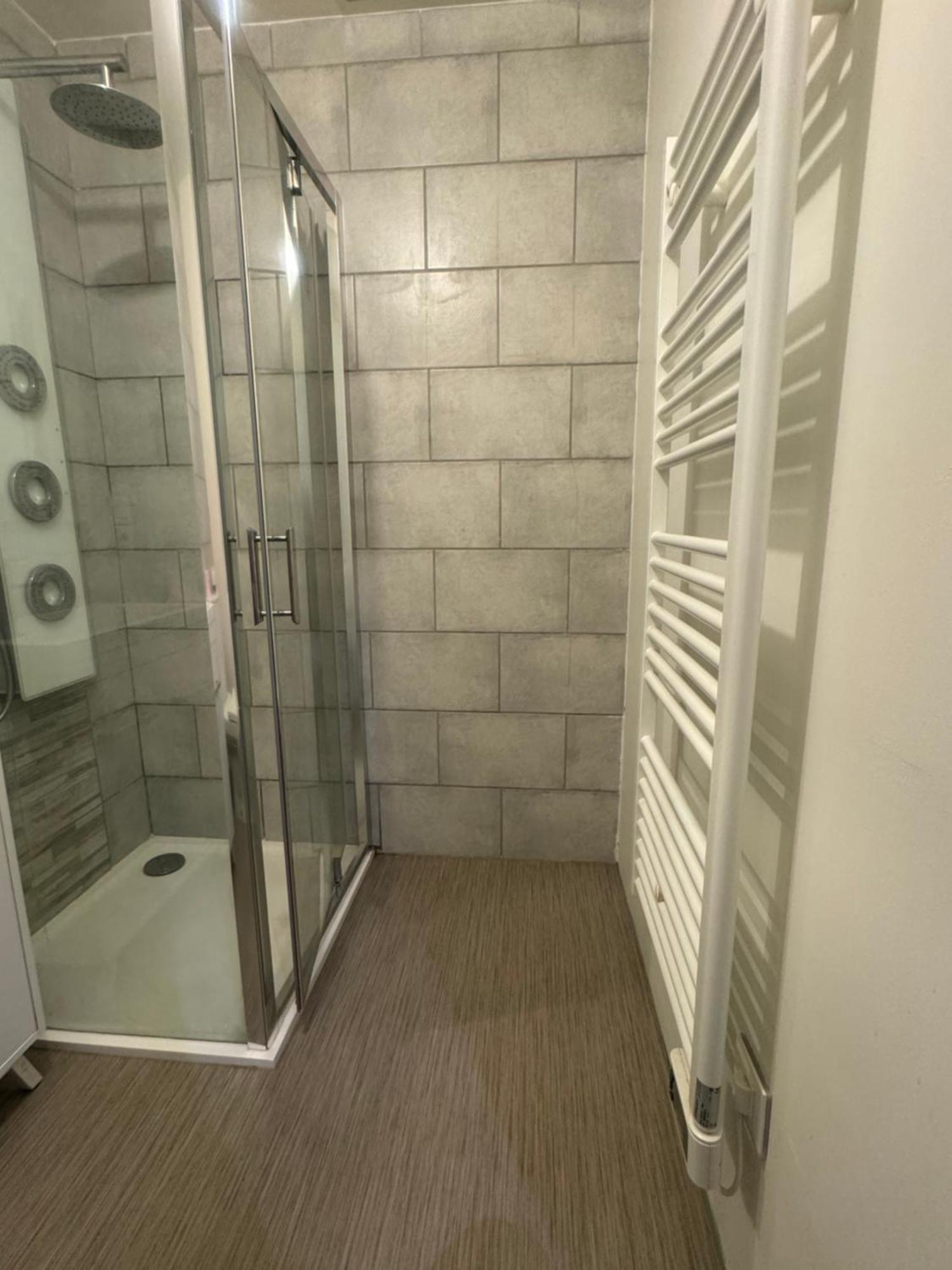 Christelle Apartment โรมิญี-ซูร์-เซน ภายนอก รูปภาพ
